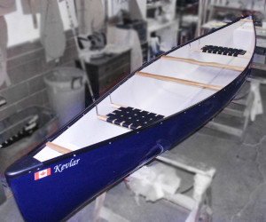 Sale canoe